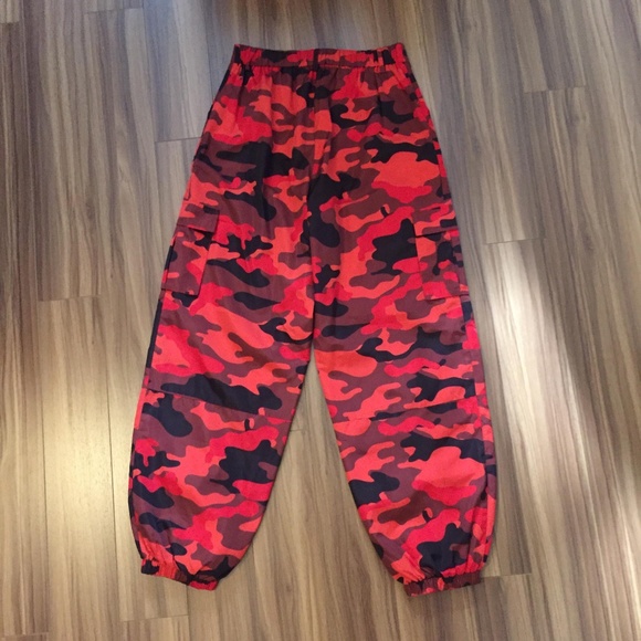Red Camo Women's Cargo Pants - Picture 5 of 6